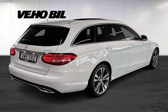 Mercedes-Benz C220 d 3 of 5