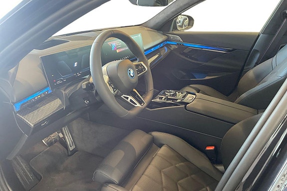 BMW 550e 11 of 14