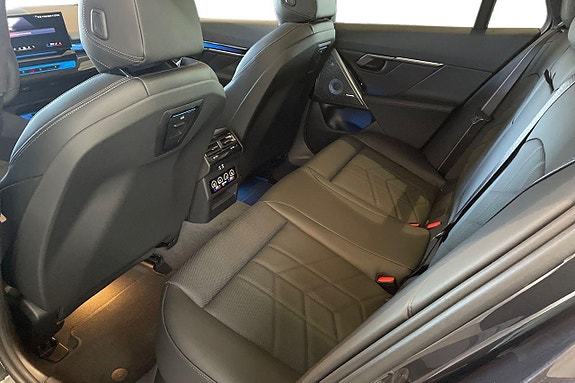 BMW 550e 10 of 14