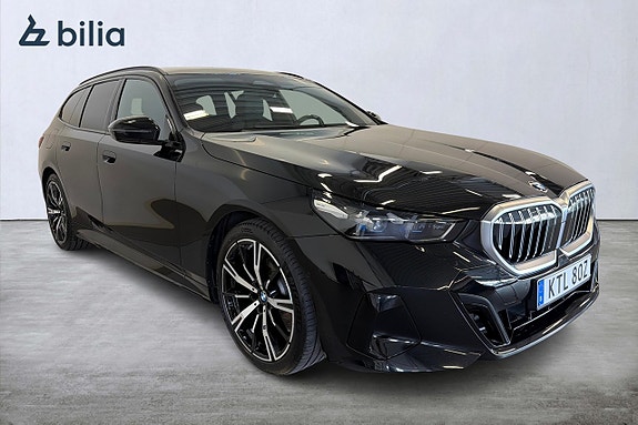 BMW 520d 3 of 5
