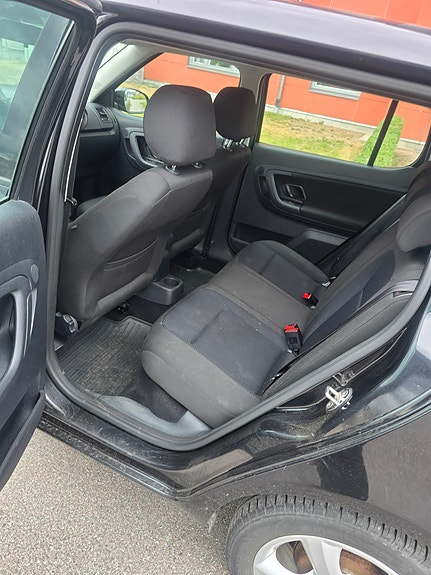Skoda Fabia 5 of 5