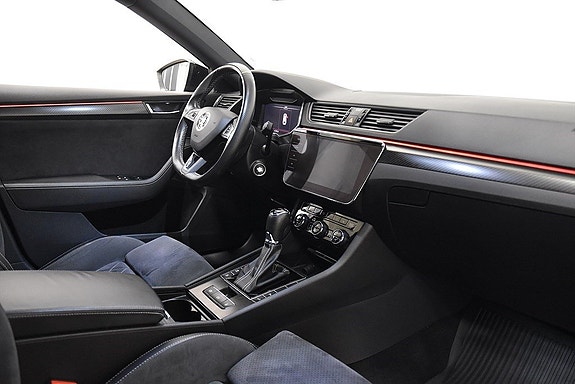 Skoda Superb 8 of 27