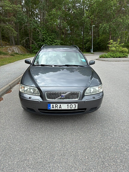 Volvo V70 5 of 5