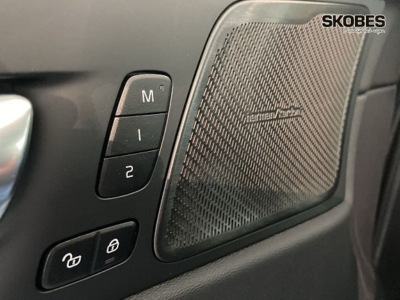 Volvo XC60 23 of 27