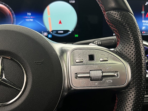 Mercedes-Benz EQB300 18 of 30