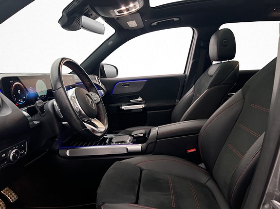 Mercedes-Benz EQB300 12 of 30