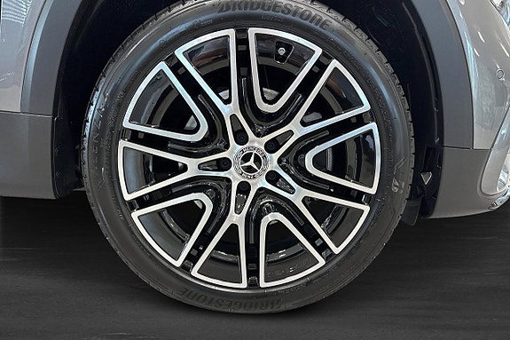 Mercedes-Benz B200 8 of 17