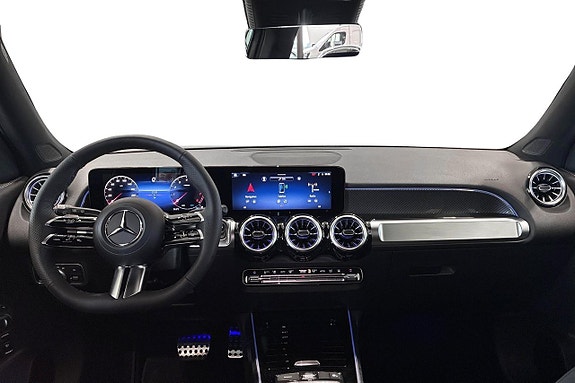 Mercedes-Benz B200 9 of 17