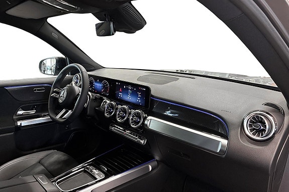 Mercedes-Benz B200 10 of 17