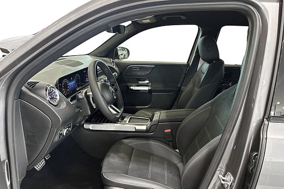 Mercedes-Benz B200 12 of 17