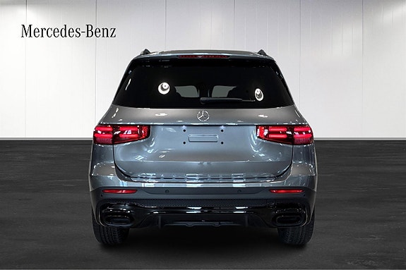Mercedes-Benz B200 6 of 17