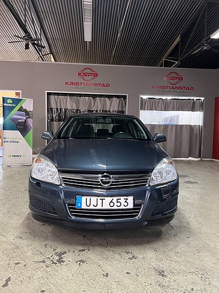 Opel Astra 5 of 5