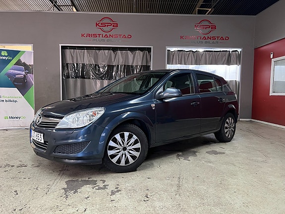 Opel Astra 2 of 5