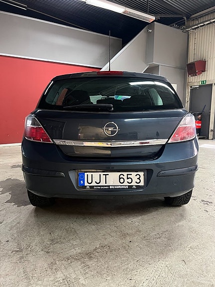 Opel Astra 6 of 7