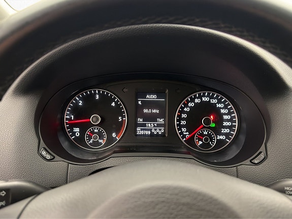 Volkswagen Sharan 17 of 30