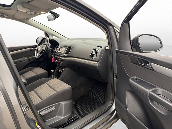Volkswagen Sharan 25 of 30