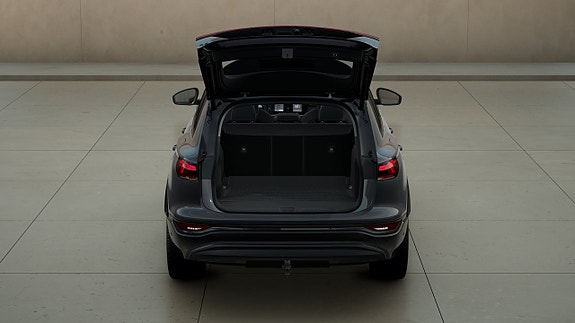 Audi Q6 e-tron 6 of 11