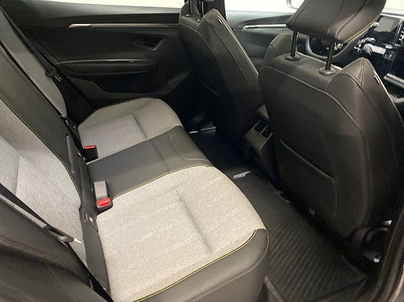 Renault Scenic E-Tech 11 of 23