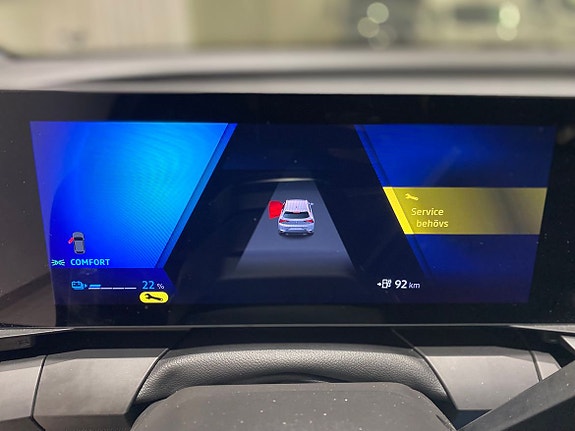 Renault Scenic E-Tech 21 of 23