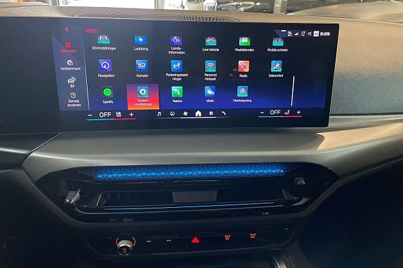 BMW i4 13 of 18