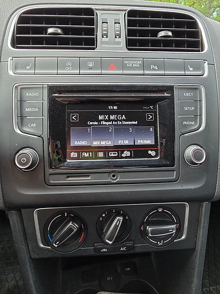 Volkswagen Polo 7 of 16