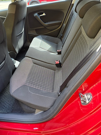 Volkswagen Polo 11 of 16