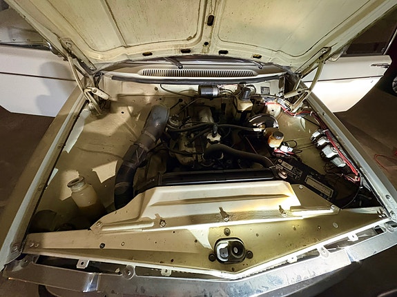 Volvo 142 4 of 5