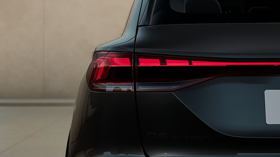 Audi Q6 e-tron 3 of 10