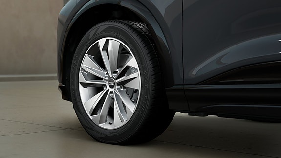 Audi Q6 e-tron 5 of 11