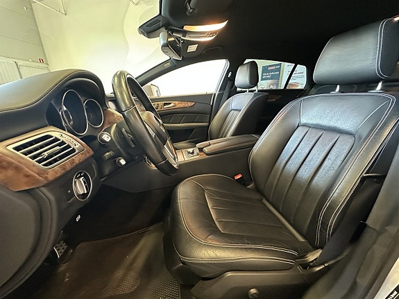 Mercedes-Benz CLS350 7 of 25