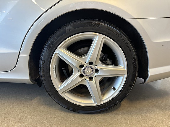 Mercedes-Benz CLS350 22 of 25