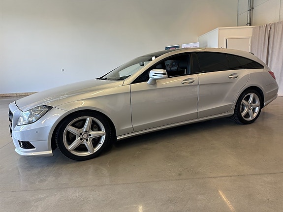 Mercedes-Benz CLS350 5 of 5