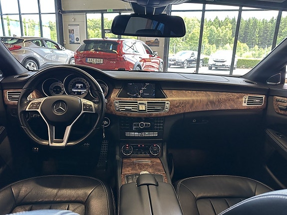 Mercedes-Benz CLS350 15 of 25