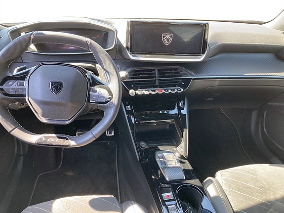 Peugeot 2008 6 of 15