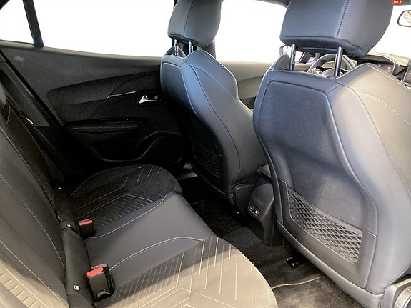 Peugeot 2008 12 of 15
