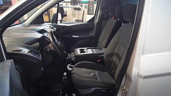 Ford Transit Connect 5 of 5