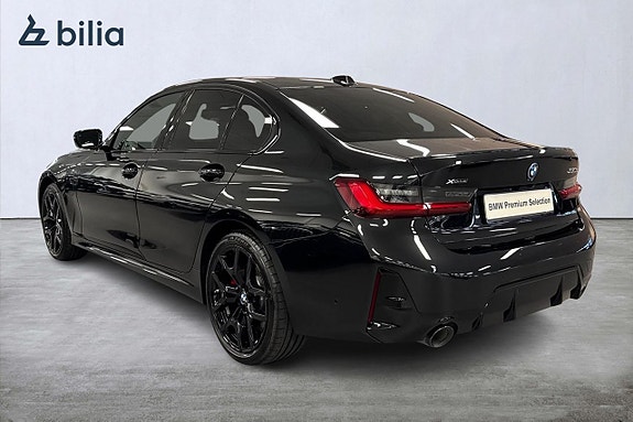 BMW 330e 2 of 19