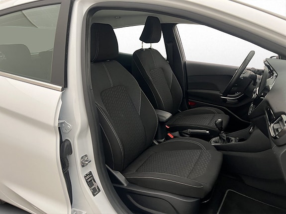 Ford Fiesta 14 of 27