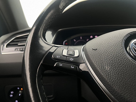 Volkswagen Tiguan Allspace 19 of 30