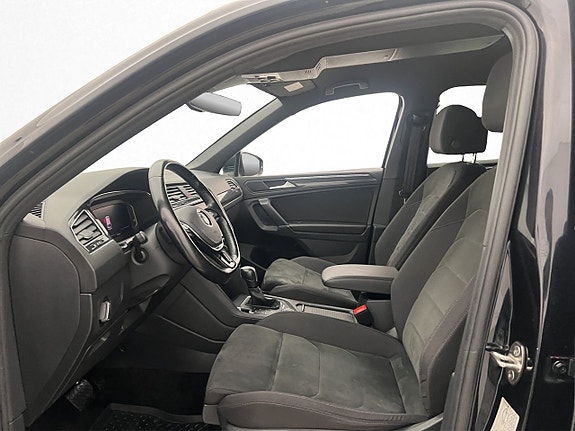 Volkswagen Tiguan Allspace 12 of 30