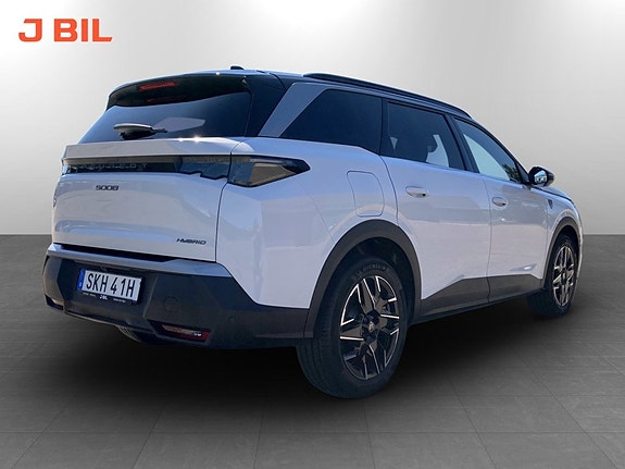 Peugeot 5008 4 of 16