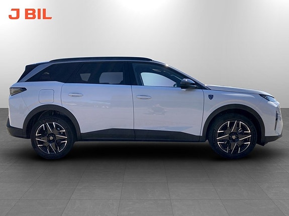 Peugeot 5008 14 of 16