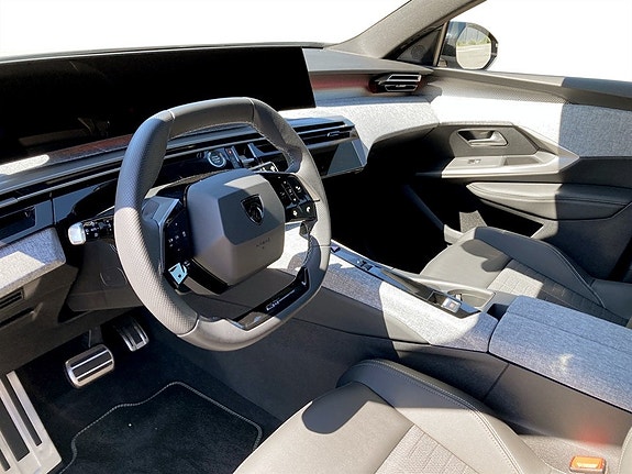 Peugeot 5008 6 of 16