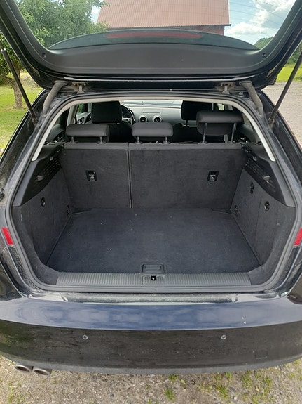 Audi A3 4 of 5
