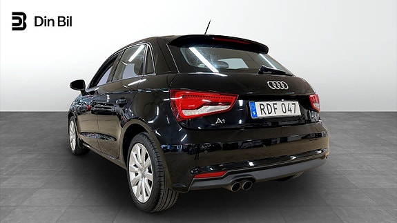 Audi A1 3 of 5