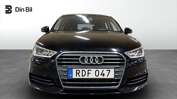 Audi A1 4 of 5