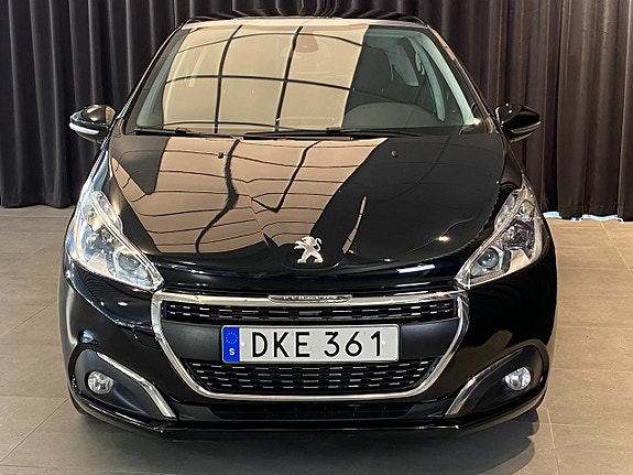 Peugeot 208 4 of 5