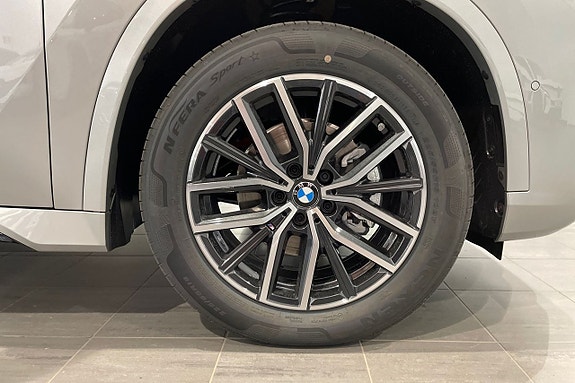 BMW X1 15 of 18
