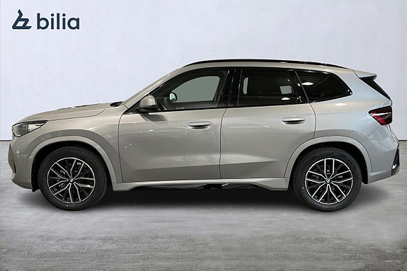 BMW X1 3 of 5
