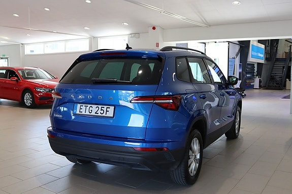 Skoda Karoq 2 of 5